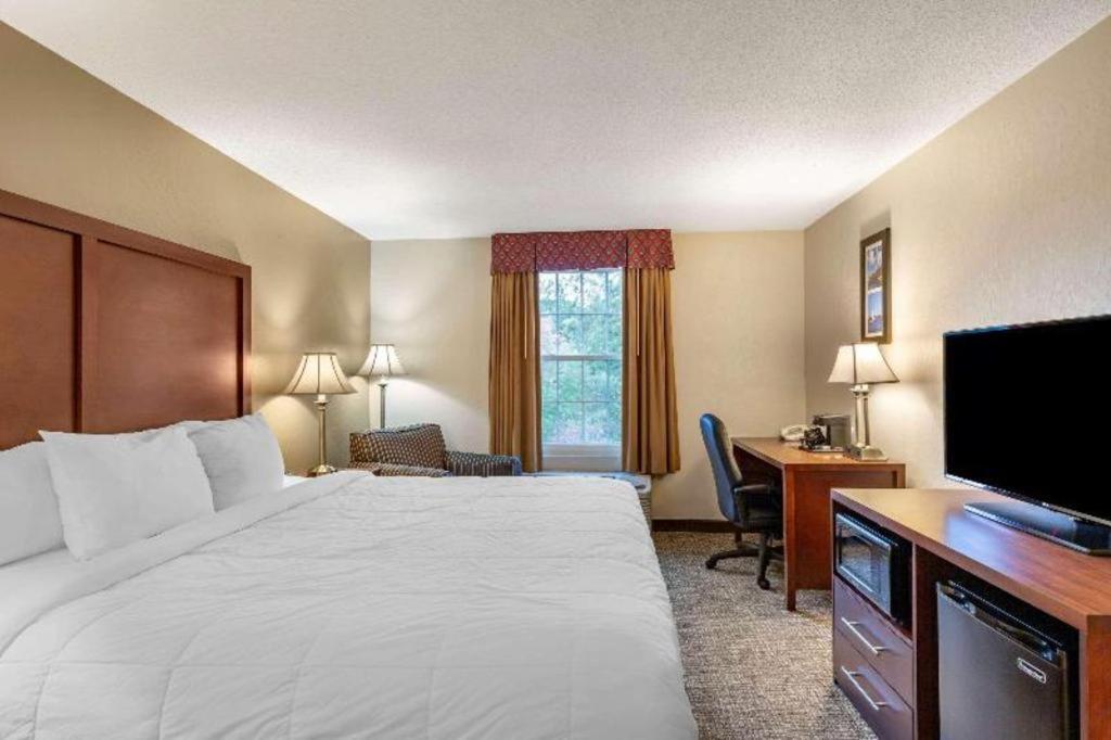 Comfort Inn Foxboro - Mansfield Foxborough Ngoại thất bức ảnh